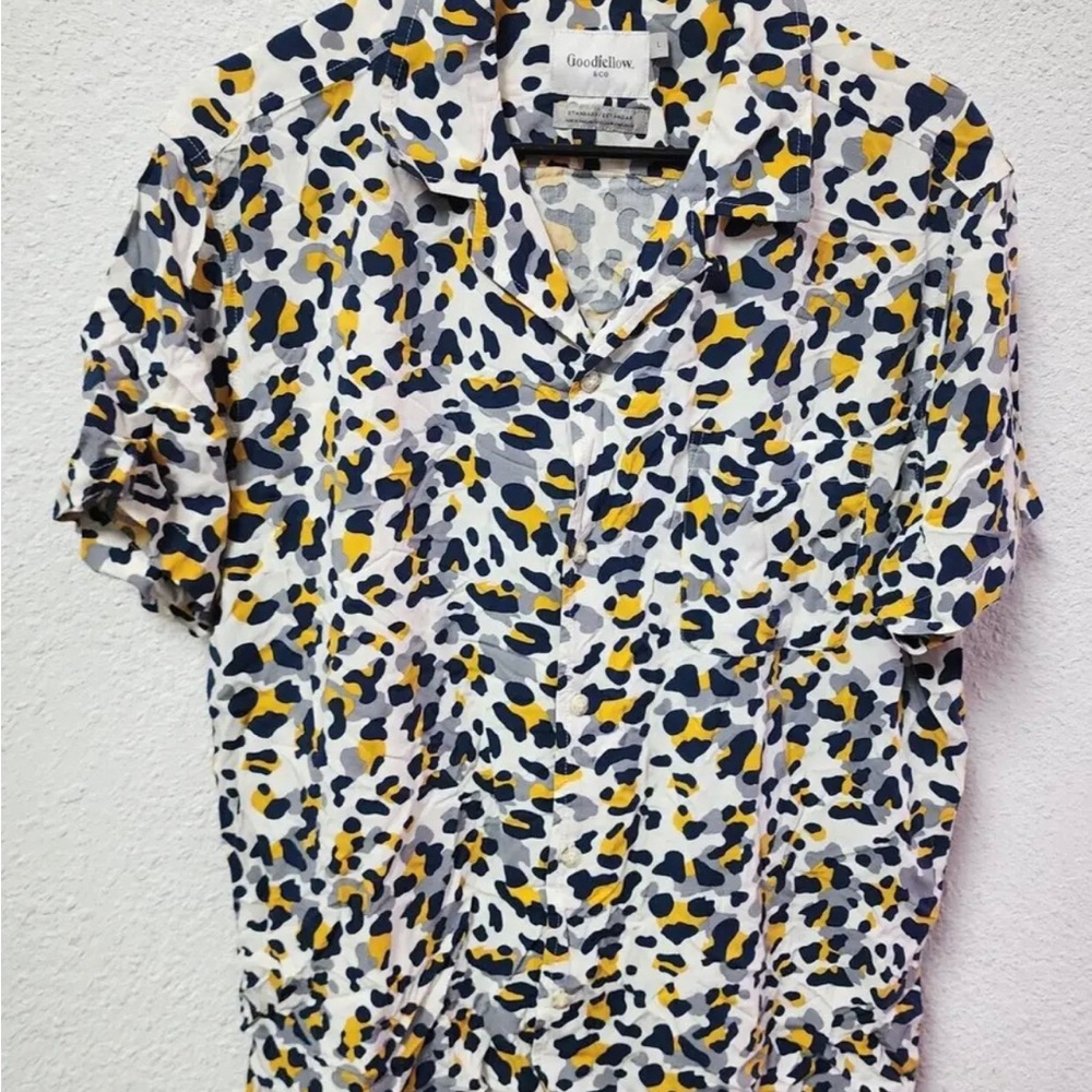 Goodfellow & Co Mens Camp Collared Short Sleeve Button-Down Shirt White/Multi, L